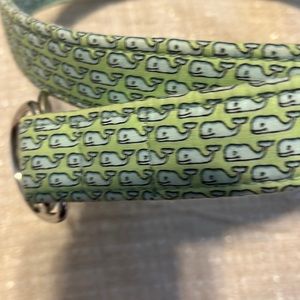 Vineyard vine line green belt